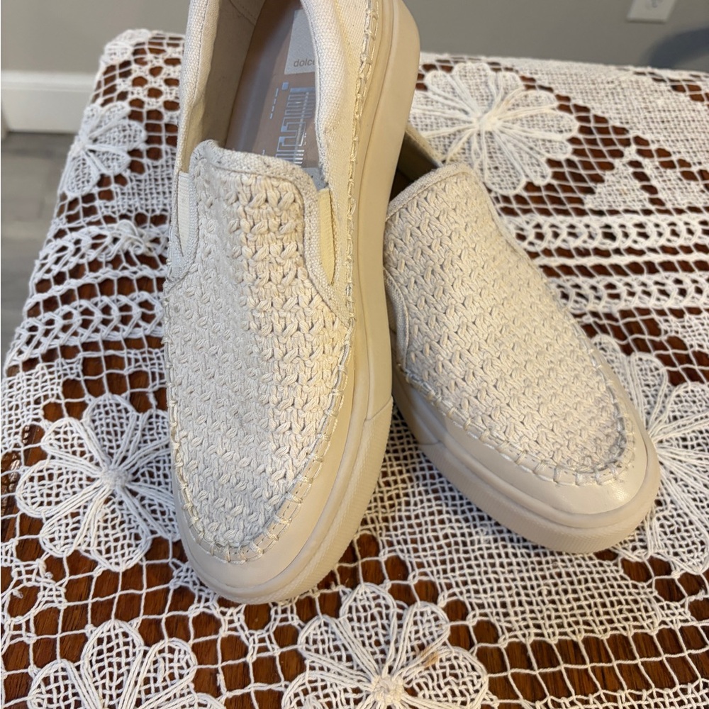 Dolce Vita Scotti Cream Woven Flats 9